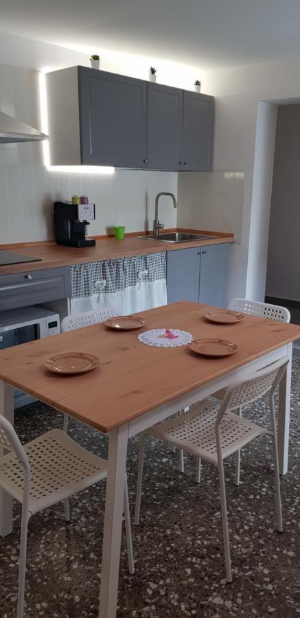 Apartamento Il Cortile Segreto - Con Parcheggio Privato Lecce Exterior foto