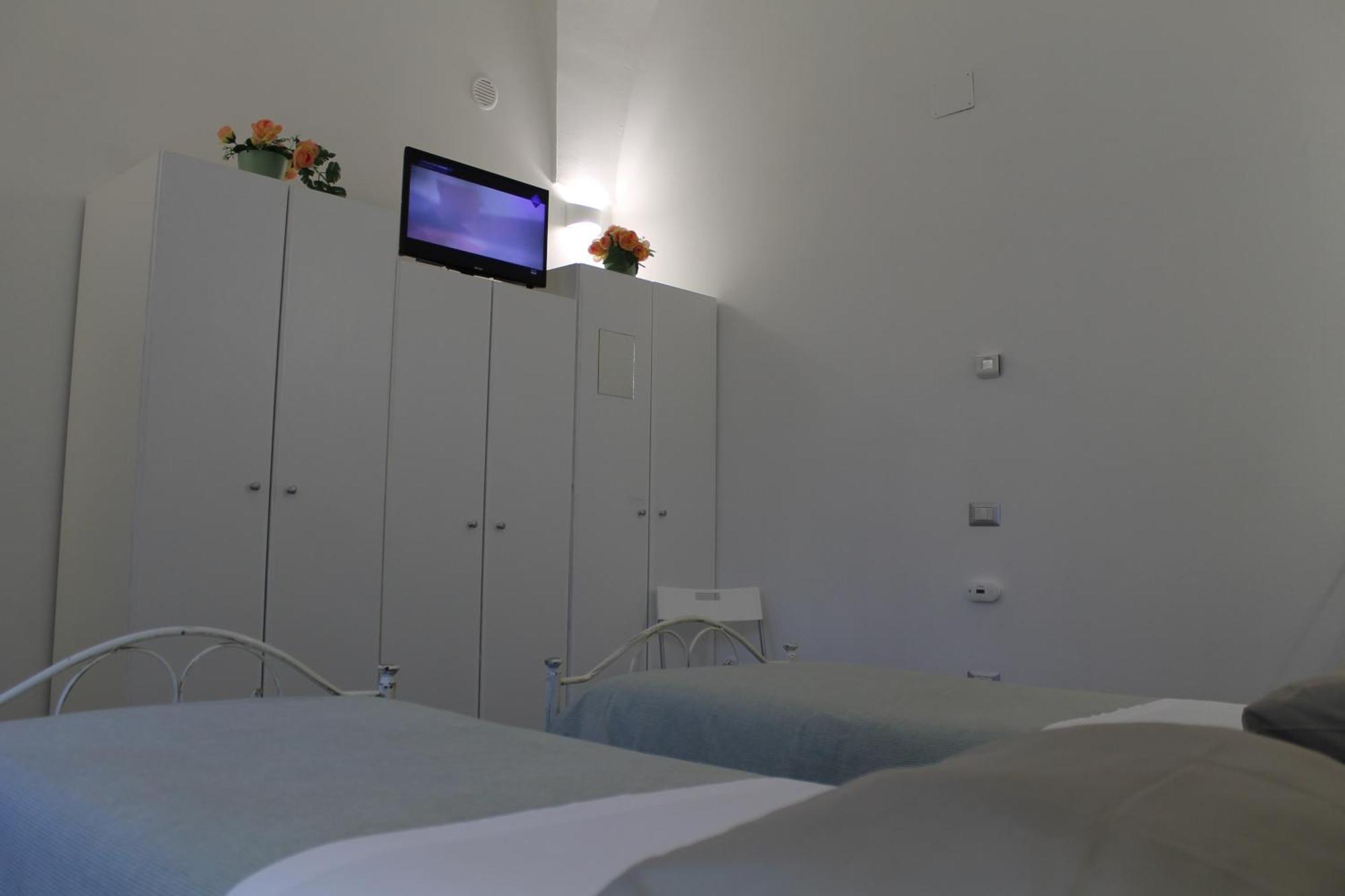 Apartamento Il Cortile Segreto - Con Parcheggio Privato Lecce Exterior foto